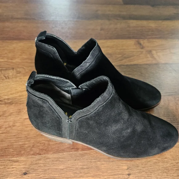 Booties | Sam Edelman | Size 7 - Picture 4 of 11